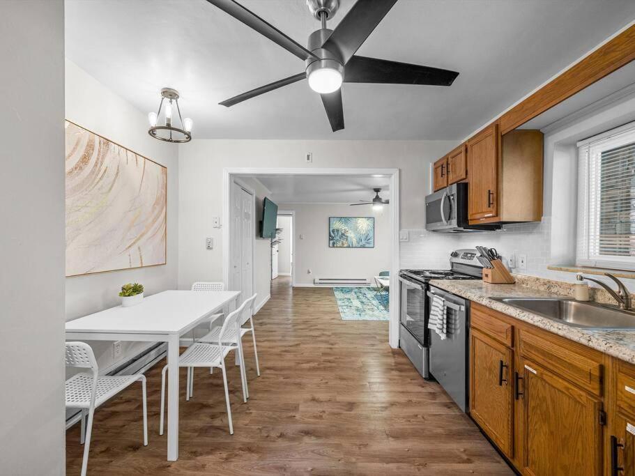 Bloomfield, Pittsburgh Large And Accessible 3 Bedroom Apr With Free Parking ภายนอก รูปภาพ
