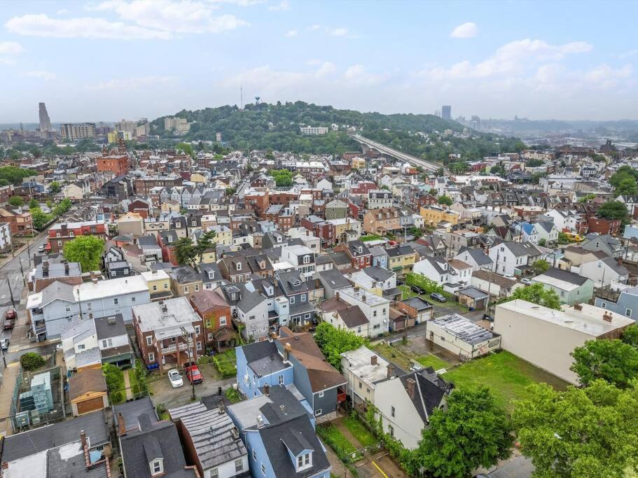 Bloomfield, Pittsburgh Large And Accessible 3 Bedroom Apr With Free Parking ภายนอก รูปภาพ